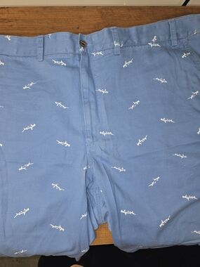 Izod Light Blue Shark-Print Flat Front Shorts - Size 50